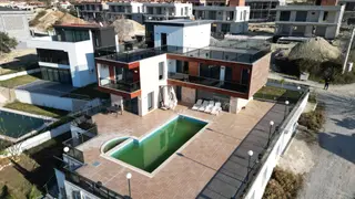 Full Manzara-acık/kapalı Havuz-sauna-bahçe-kapalı Garaj-asansor-1100 M2-7+2-tamamı Müstakıl