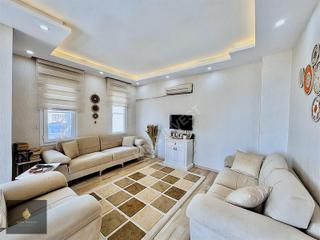 King 'den Denize 250m Mesafe Site İçerisinde Havuzlu Yapılı 2+1
