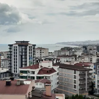 Atakum Körfez'de Tranvaya 50m Deniz Manzaralı 1+1