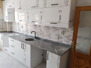 Bergama Cumhuriyet Meydanı 5 Dakika Mesafede 2+1 Geniş Ara Kat Satılık Daire
