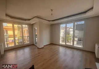 Beylikdüzü Kavaklıda 3+2 Dublex Daire Taras Süper Daire