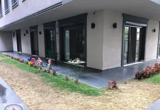 Bahçe Kullanımlı Güvenlikli Siteiçinde İskanlı İki Banyolu Deluxe 2+1 Bahçe Kullanımlı Güvenlikli Siteiçinde İskanlı İki Banyolu Deluxe 2+1