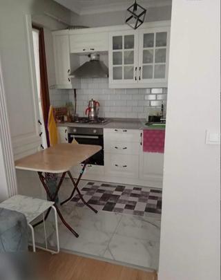 Kemerburgaz Merkezde 2+1 65 M2 Yarı Açık Mutfaklı Satılık Daire