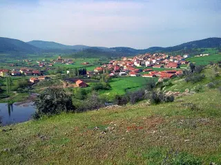 Balıkesir Sındırgı 1.537 M2 Yerleşim İçinde Asfalt Kenarı Arazi