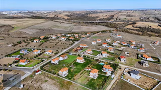 Veliköy 6100 Metre Tarla Bağ Bahçe Villa İmarın Yani Başı