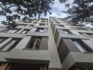 Fenerbahçe Cemiltopuzlu Köşe Binada Satılık