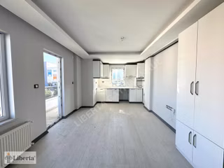 ▇ Körfez'de Tramvaya Yürüme Mesafesinde Kiralık Geniş 2+1 Daire▇
