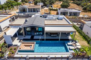 Bodrum Yalıkavak Da Satılık 4+1 Müstakil Villa