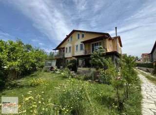 Köyceğiz Merkezde Site İçi Triplex Satılık 5+1 Villa