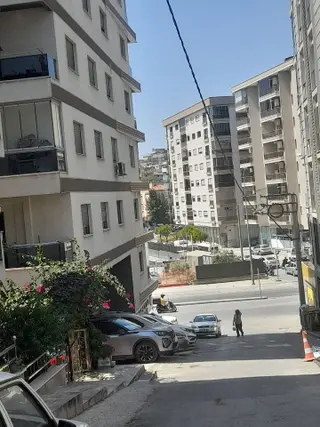 İzmir Zafertepe Mah De 2+1,ful Eşyalı, Klimalı, Lüks Daire