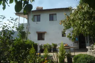 İzmir Torbalı Gold Emlaktan Alankıyıda Satılık Mustakil2 Katlı Ev