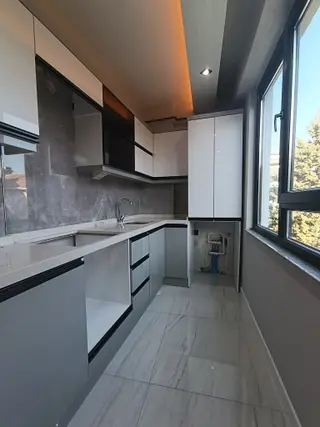 Çamlıca Mahallesinde Satılık 1+1 Daire