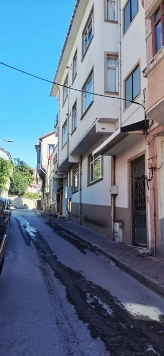 Camıkebır Mahallesinde Eşyalı Kiralık Daire