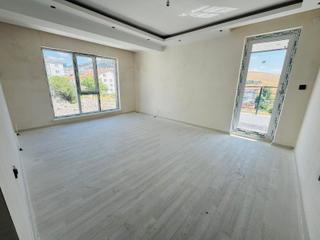 Bostancık Caddesi Yakınında Sıfır Binada 3+1 Katta Satılık Daire !!