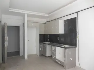 Bal Gayrimenkul -barbarosta Arakat Asansörlü Yatırımlı 1+1 Daire