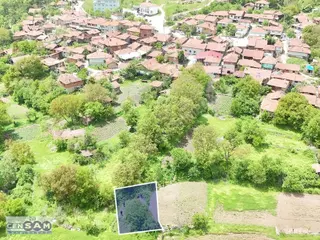 Balıkesir Bigadiç 'de 113 M2 Köy İçinde Dümdüz Fırsat Bahçe !
