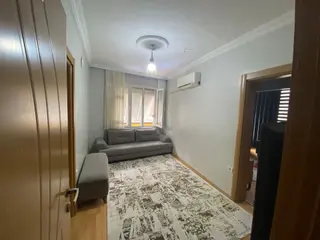 Acill Konak 26 Ağustos Mah.de Levent Meydan Yakını 2+1 70m2 Ayrı Mutfak Arakat Bakımlı Satılık Daire