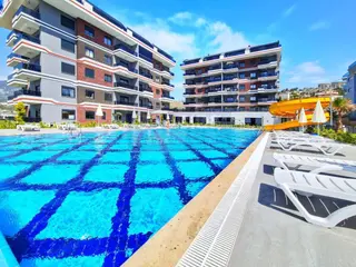 Alanya Kargıcak'ta Bahçeye Çıkışlı 1+1 Daire, Lüks Sitede
