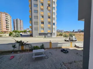 Sarıçam Gültepe De Mükemmel Bir Cadde Üstünde