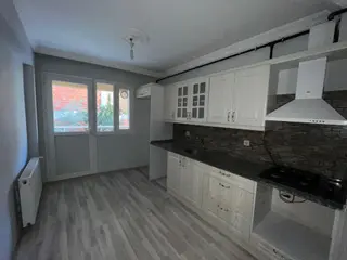 Saruhanlı Çarşı Merkezde 2+1 Kiralık Daire