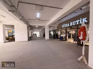 Terkenli Emlak 'tan Dudu Kadın Çarşısında Büfe & Depo