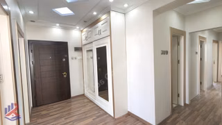 Reos Gayrimenkul'den Satılık Oturmaya Hazır 4+1 Net 180m2 Daire