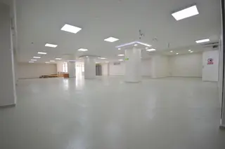 E-5 Yan Yol 500 M2 Büyük Dükkan Showroom Mağaza