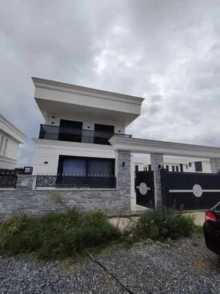 Didimde Eşyalı Sahunalı Ve Hamamlı Ultra Lüks Villa