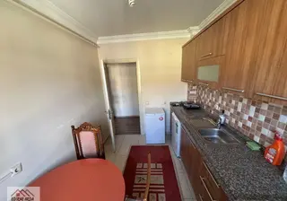 Arda Emlak Ofisinden Ayşekadın Balta Otel Yakını Kısmi Eşyalı Balkonlu Daire