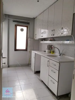 Bandırma Hacıyusuf Mh De Bakımlı 2+1 Satılık Daire!