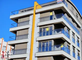Meydankavağında Önü Açık Sıfır 5+1 Ultralüx Dublex Daire
