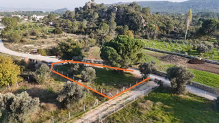 İzmir Menderes Künerde Tapudan Satışlı 536 M2 Elektrik Su Köşe Arsa