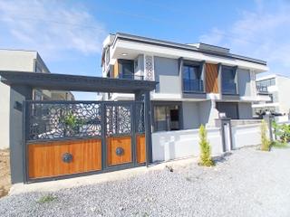 Didim Hisar Mah 3+1 Havuzlu Satılık Villa
