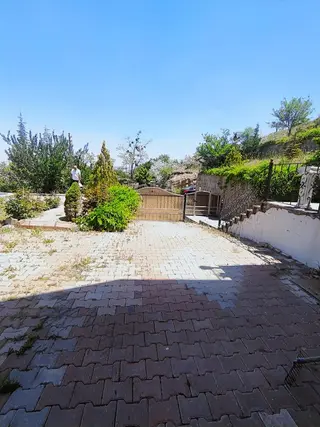 Becen De Arsa Parasına Panoramik Manzarasılı 7+1 Lüks Villa