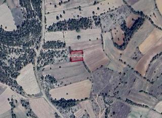Kütahya Emet Uzunçam Köyünde 1.713 M² Tarla Satılıktır