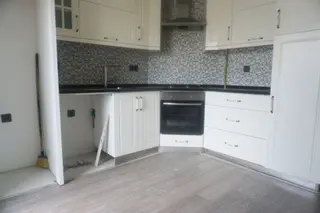 Ataşehirde Satılık Dublex Daire 3+1 Doğalgazlı+teras Balkonlu+asansörlü Çiğli Serkan Dan