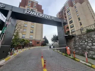 Kocaeli İzmit 28 Haziran Mah Kent Konut 2 Satılık 2+1 Daire