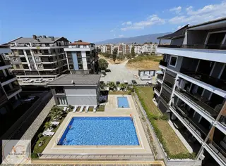 Arya'dan Altınkum'da Havuzlu Otoparklı 3+1 Dubleks Daire