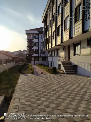 Haraççı Mah De Havalimanına Yakın Butik Site İçinde Kiralık 85 M² 2+1 – Ters Dubleks.kat Daire