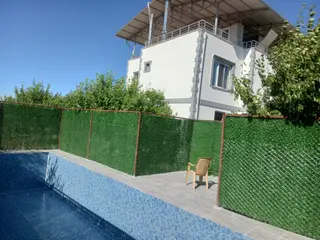 Yeşilyurt Duranlarda Satılık Çiflik Tadında Özel Yapılmış Olan 12 Dönüm Bahçe