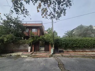 Kilyosta 786 M2 Arsa İçersin'de 6+2 Müstakil Havuzlu Villa ....