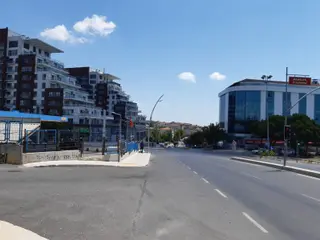 Sahibinden Gürpınar Pınartepe Mah. Cadde Üzeri Mustakil Konumda Geniş Bahçe Ve Deniz Manzaralı Daire