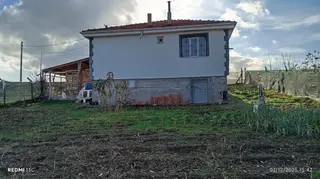 Yukarıkuzfındık Mahallesinde Arsa İçinde 700m2 Köy Evi Yukarıkuzfındık Mahallesinde Arsa İçinde 700m2 Köy Evi