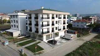 Büyükçekmece Kamiloba Da Satılık 2+1 Lüks Daireler Merkezi Konum