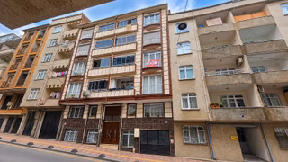 Molla Teamden Fevziçakmak'ta Masrafsız 145 M² 3+1 Satılık Daire