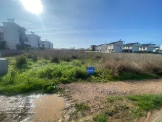 Dikilin Parlayan Bölgesi Salihler De 600 M2 İmarlı Arsa