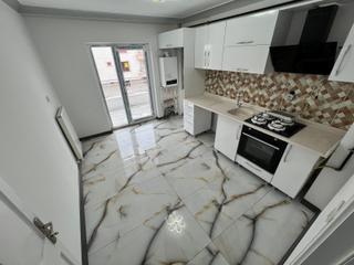 Kanuni Mahallesi'nde Full+full Yapılı Orta Katta 3+1 Daire!