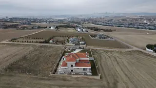 Gölbaşı - Bahçelievler Mah. Göl Manzaralı Satılık Villa