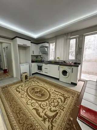 Evim-nur'dan Karşıyaka Mah. 1+1 3 Yıllık Balkonlu Yüksek Giriş Daire