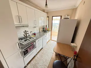 Eryaman 4. Etapta 3+1 Full Yapılı Çift Asansörlü Ara Kat Satılık Daire